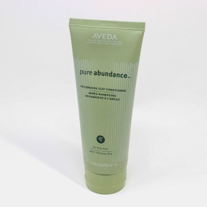 pure abundance volumizing clay conditioner Aveda